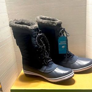 Jamb water resistant tall duck boot navy blue new in box size 9.5